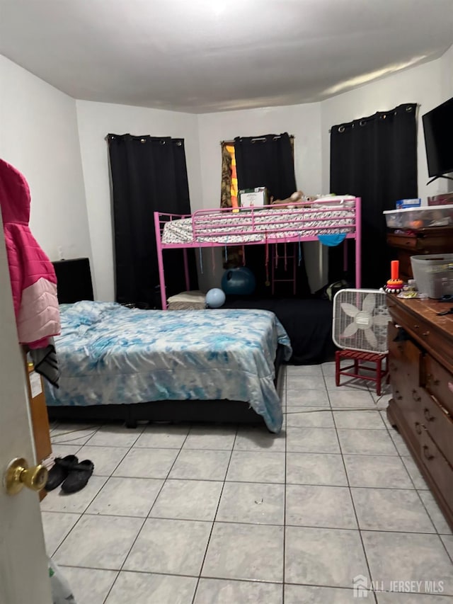 87-89 1st St, Perth Amboy, NJ 08861 - view of tiled bedroom