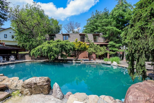 403 New Dover Rd, Colonia, NJ 07067 - view of outdoor pool