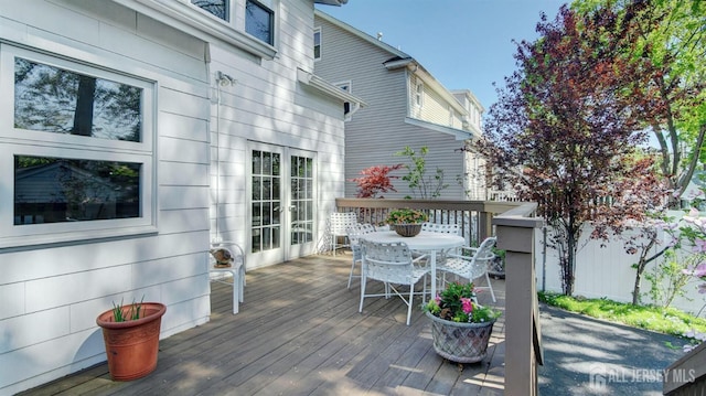 939 Salem Rd, Union Twp, NJ 07083 - wooden deck with outdoor dining space