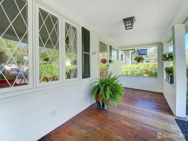 939 Salem Rd, Union Twp, NJ 07083 - view of unfurnished sunroom