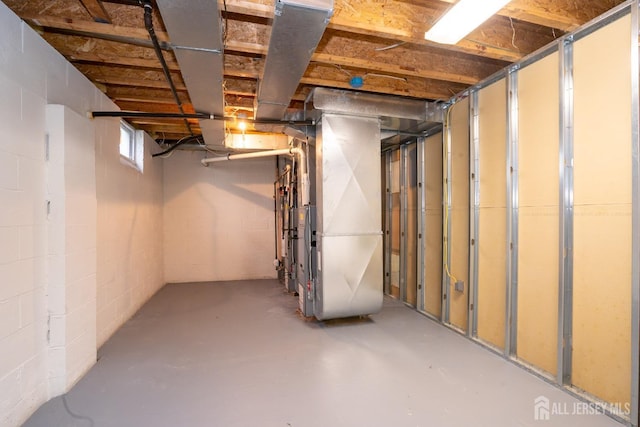 24 Chesapeake Rd, South Brunswick, NJ 08852 - below grade area with heating unit
