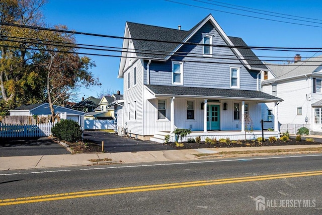 view of front of home featuring covered porch