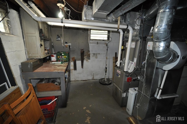 19 Clark Pl, Avenel, NJ 07001 - basement featuring a workshop area