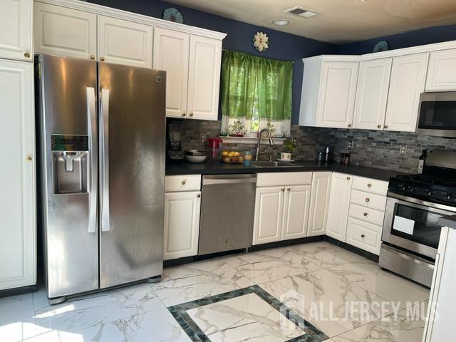 52 Windsong Cir E, Brunswick, NJ 08816 - photo 6