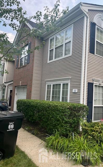 52 Windsong Cir E, Brunswick, NJ 08816 - photo 2