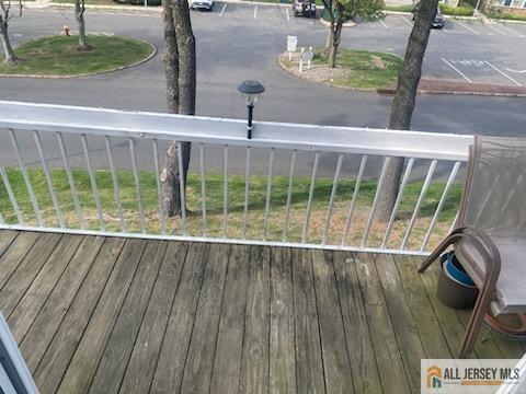 100 Neilly Ct Unit 100, Old Bridge, NJ 08857 - view of deck