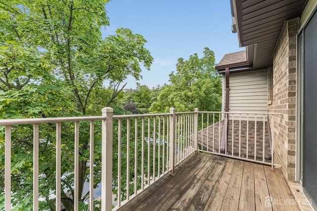 4420 Birchwood Ct, North Brunswick, NJ 08902 - view of wooden deck