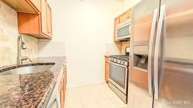 645 Doral Ct, Piscataway, NJ 08854 - photo 6