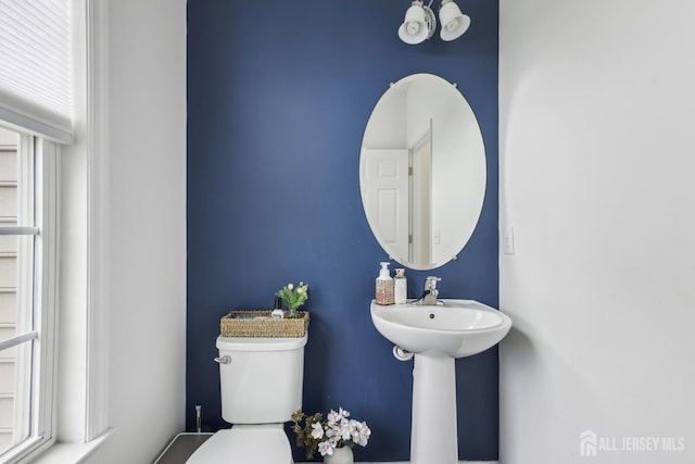 106 Ellsworth Way S, Brunswick, NJ 08852 - half bath with toilet