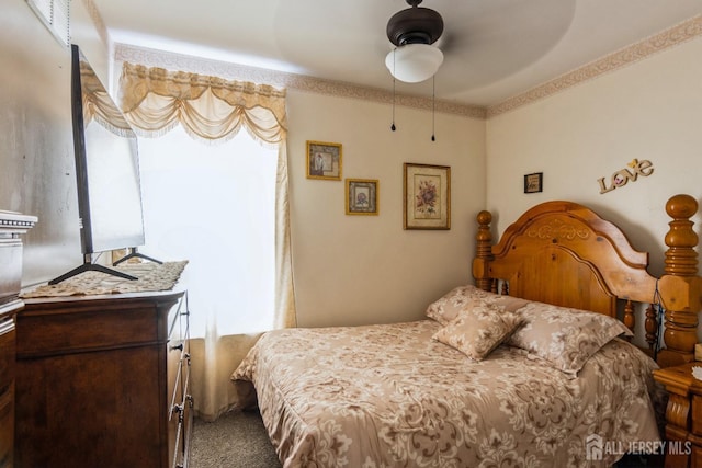 99 William St, South River, NJ 08882 - bedroom with carpet flooring