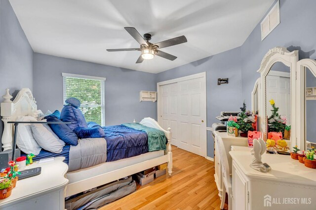 10 Rauer Ct, South Plainfield, NJ 07080 - bedroom featuring light wood-type flooring and a ceiling fan