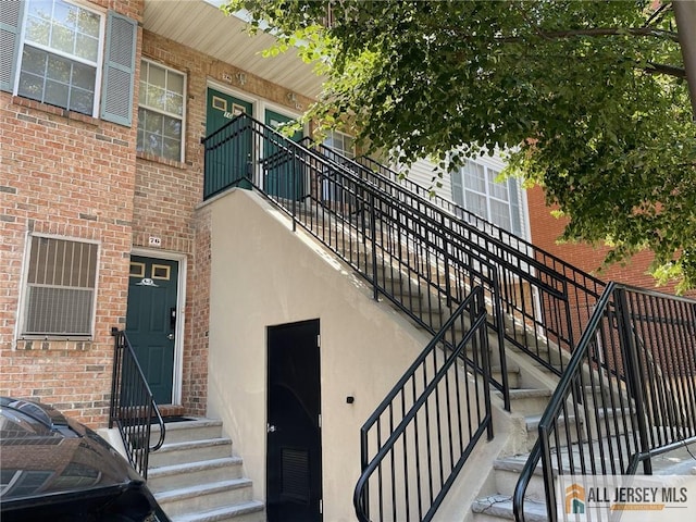 76 Union St Unit A10, Newark, NJ 07105 - view of staircase