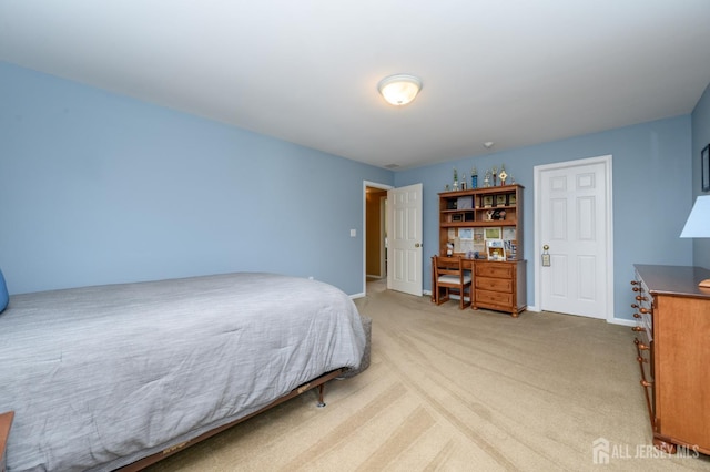 15 Heather Ct, Mansfield, NJ 08022 - bedroom featuring light carpet and baseboards