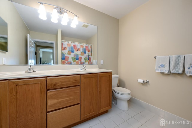 15 Heather Ct, Mansfield, NJ 08022 - bathroom featuring toilet, tile patterned floors, double vanity, baseboards, and a shower with shower curtain
