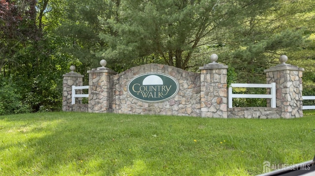 15 Heather Ct, Mansfield, NJ 08022 - community / neighborhood sign featuring a yard