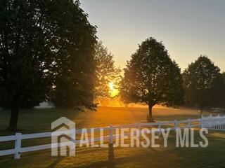 15 Heather Ct, Mansfield, NJ 08022 - water view