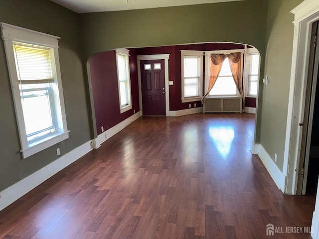134 S Stevens Ave S, South Amboy, NJ 08879 - foyer entrance featuring arched walkways and plenty of natural light