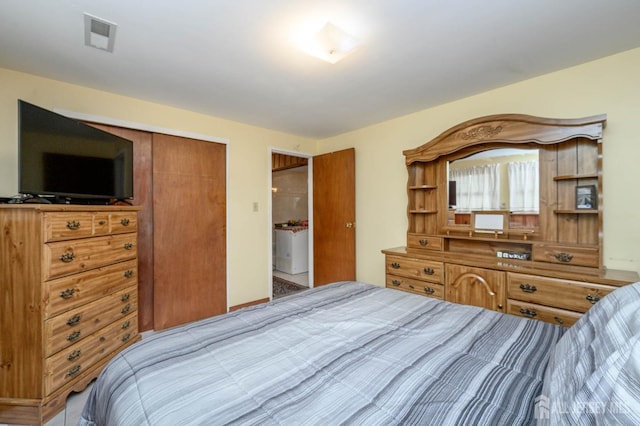 bedroom featuring a closet