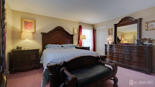 bedroom with carpet