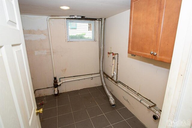 washroom with cabinets