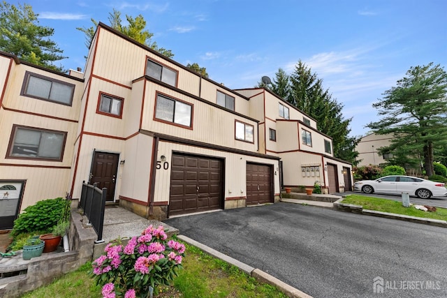 50 Ellen Heath Dr, Matawan, NJ 07747 - view of front of house featuring asphalt driveway