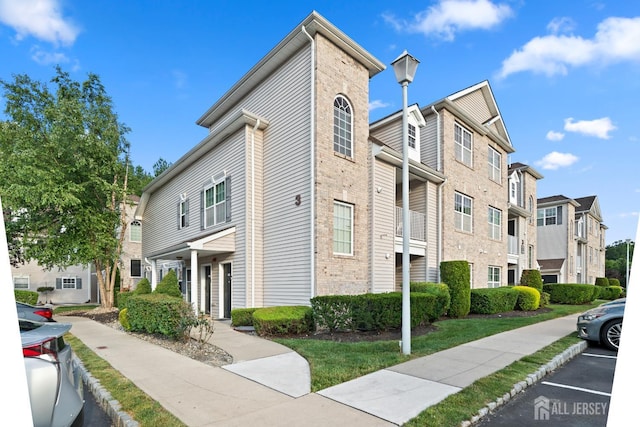 1060 Morning Glory Dr, Monroe, NJ 08831 - photo 26