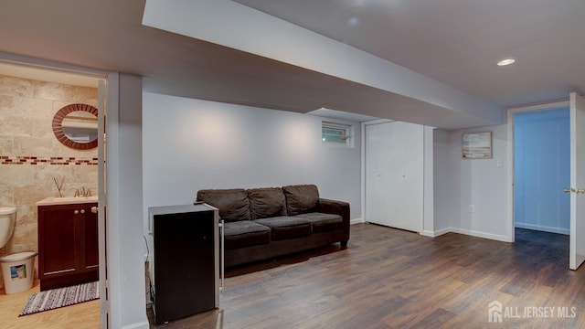 9 Salem Rd, East Brunswick, NJ 08816 - living area featuring wood finished floors, baseboards, and recessed lighting