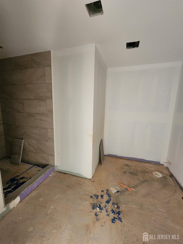 10 Myrtle St, Edison, NJ 08817 - bathroom with tiled shower
