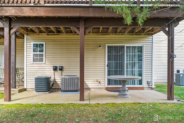 4 Sandra Ct Unit 2743, Old Bridge, NJ 08857 - view of patio featuring central AC