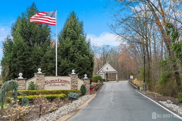 4 Sandra Ct Unit 2743, Old Bridge, NJ 08857 - view of street featuring street lights