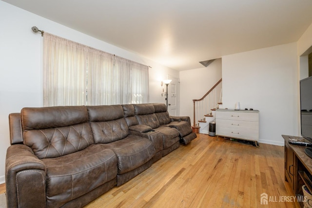 270 Ashwood Ave, Kenilworth, NJ 07033 - photo 5