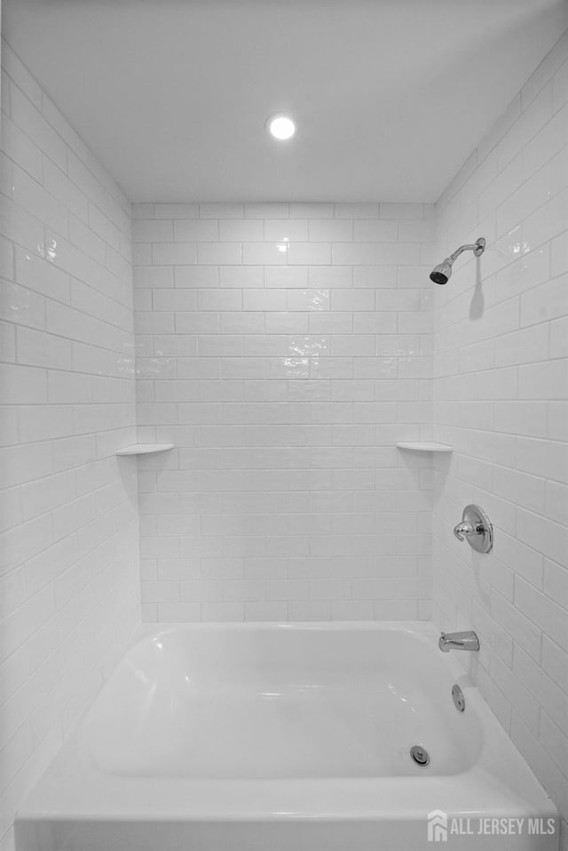 48 Tabb Ave, Piscataway, NJ 08854 - photo 19