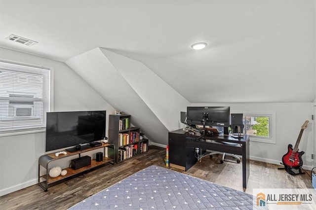 60 Sycamore St, Carteret, NJ 07008 - office area with vaulted ceiling and wood finished floors