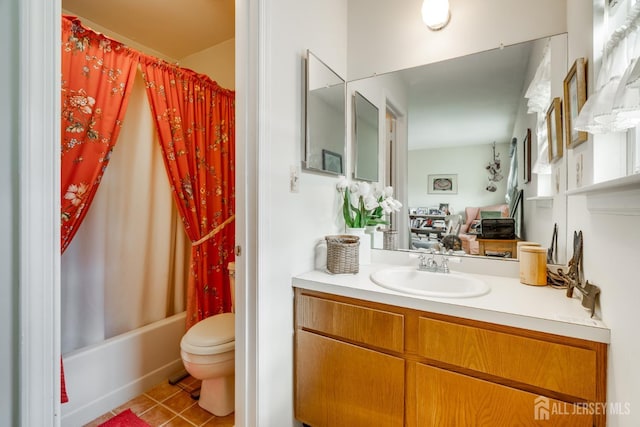 43 Nottingham Way, Franklin, NJ 08873 - full bath featuring vanity, shower / bathtub combination with curtain, and tile patterned flooring