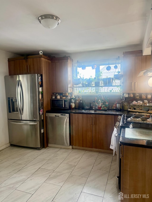 732 Vincent Pl, Perth Amboy, NJ 08861 - photo 7