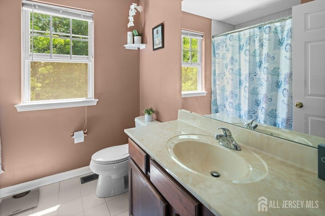 15 Homestead Dr, Burlington Twp, NJ 08068 - full bath featuring vanity, toilet, tile patterned flooring, baseboards, and a shower with curtain