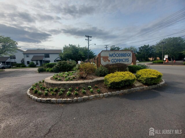 603 Woodbridge Commons Way, Iselin, NJ 08830 - photo 5
