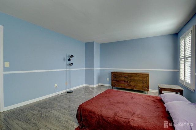 277 Edgeware Ct, Franklin, NJ 08873 - bedroom featuring wood finished floors and baseboards