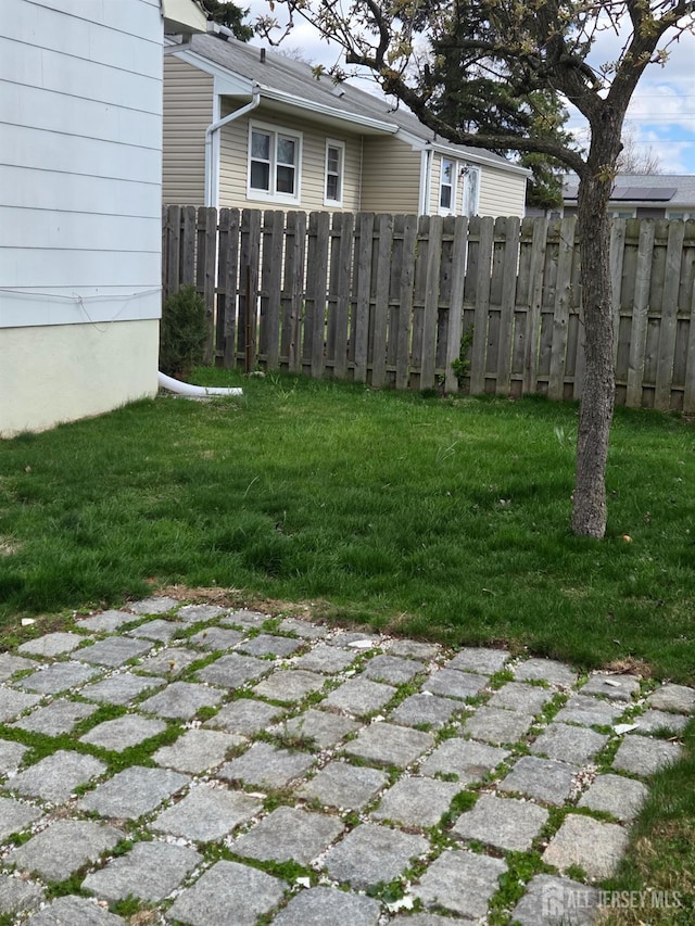 410 Harvard St, Piscataway, NJ 08854 - view of yard