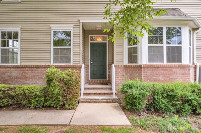 1206 Fir Ct, Franklin Twsp, NJ 08873 - property entrance with brick siding