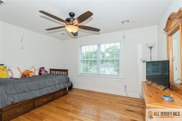 19 Maplehurst Ln, Piscataway, NJ 08854 - bedroom featuring light wood finished floors and a ceiling fan