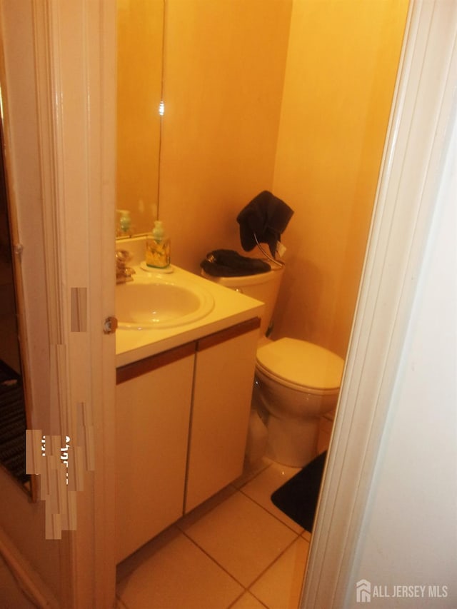 29 Jeffrey Cir S, Brunswick, NJ 08810 - bathroom with vanity and tile patterned floors