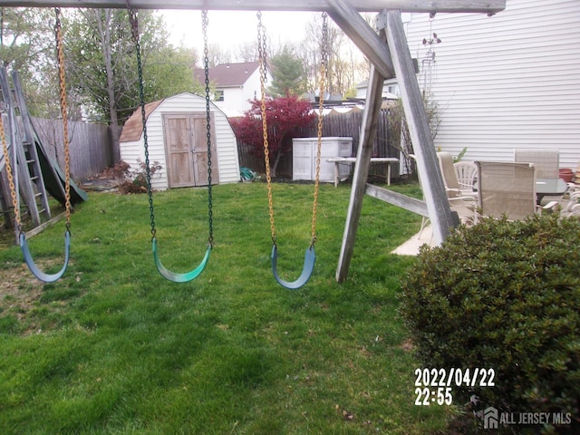 29 Jeffrey Cir S, Brunswick, NJ 08810 - fenced backyard with a storage unit