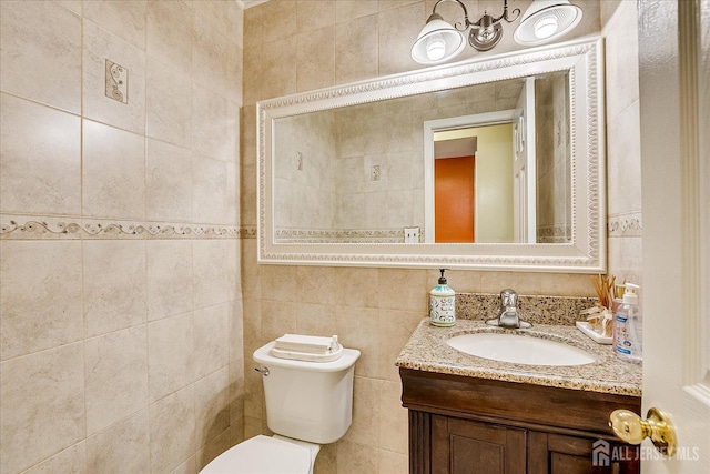 10 Dellview Dr, Edison, NJ 08820 - half bath with toilet and vanity
