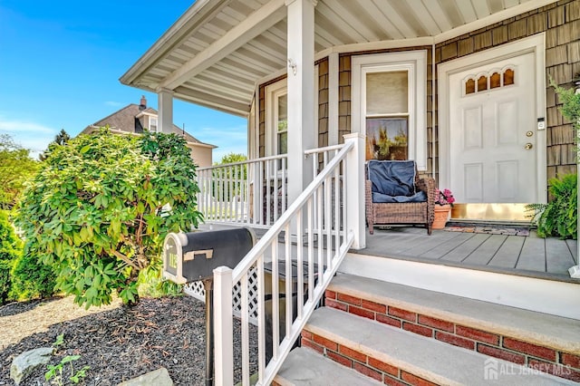 property entrance with a porch