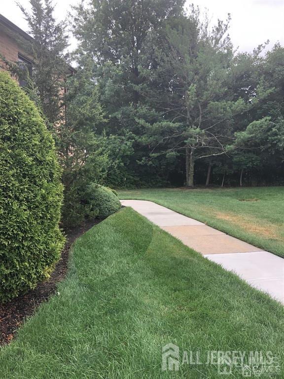 419 Cricket Ln Unit 10, Woodbridge Proper, NJ 07095 - photo 1