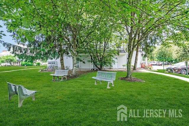 84 Prestwick Way, Edison, NJ 08820 - view of property's community featuring a lawn