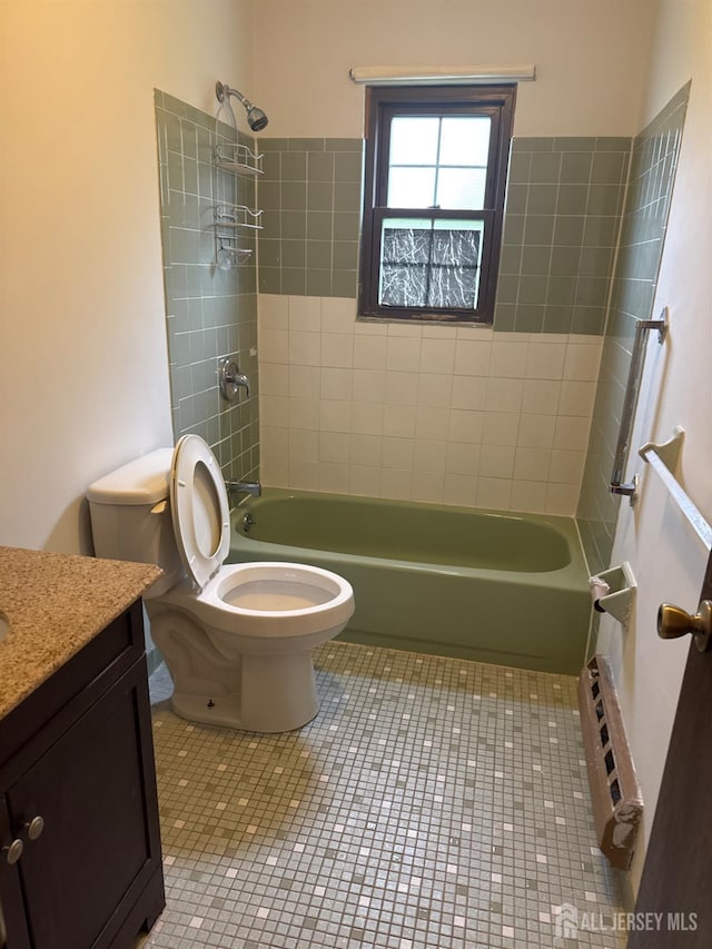 3013 Cromwell Ct, Hillsborough, NJ 08844 - bathroom with tile patterned flooring, vanity, toilet, and shower / bath combination