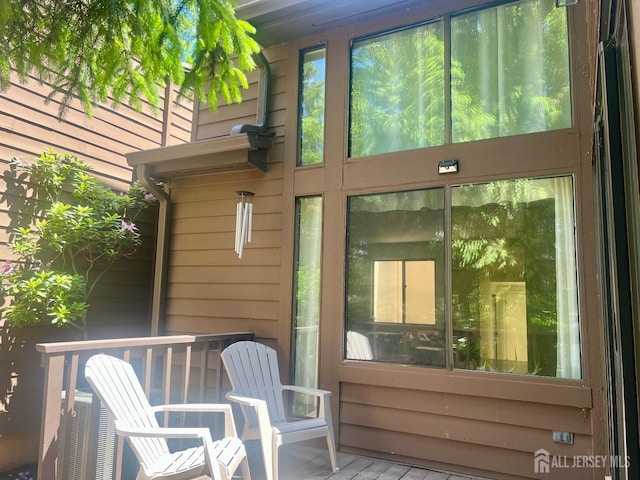 172 Sayre Dr, Plainsboro, NJ 08540 - view of wooden deck