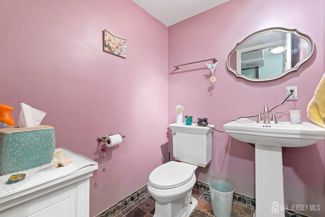 15 Creighton Cir, Old Bridge, NJ 08857 - half bath featuring toilet and baseboards